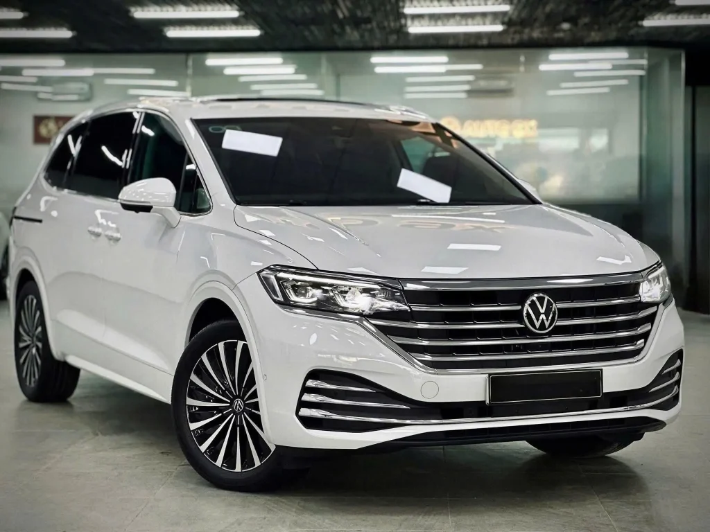 Volkswagen Viloran Luxury 2025 – Trải Nghiệm MPV Châu Âu Cao Cấp Dành Cho Gia Đình Việt