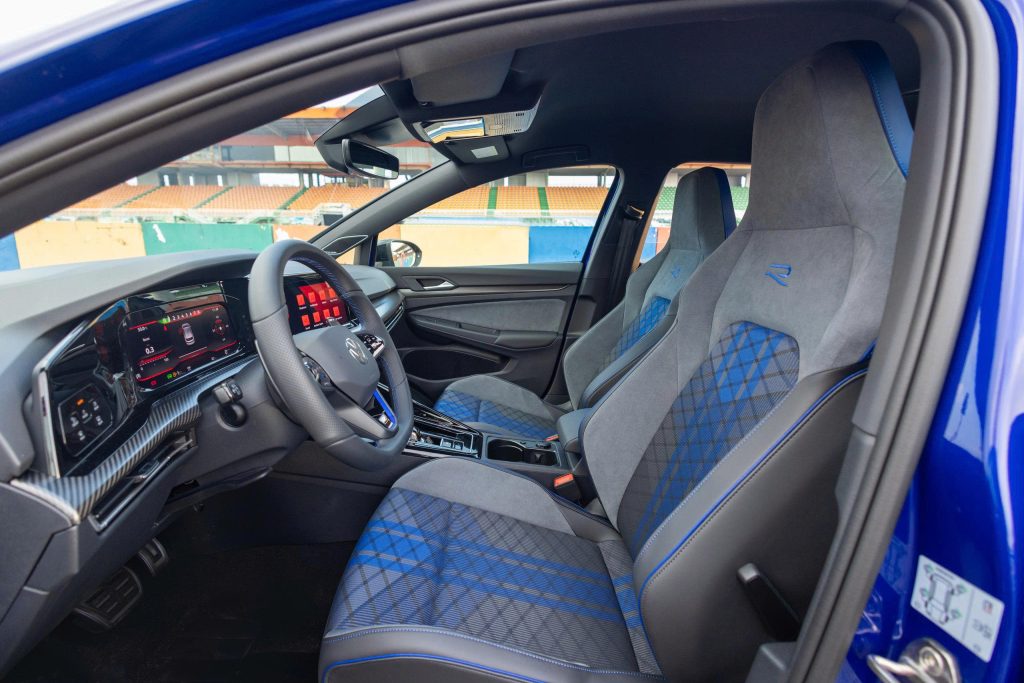 VOLKSWAGEN GOLF 2025 11 VOLKSWAGEN GOLF 2025