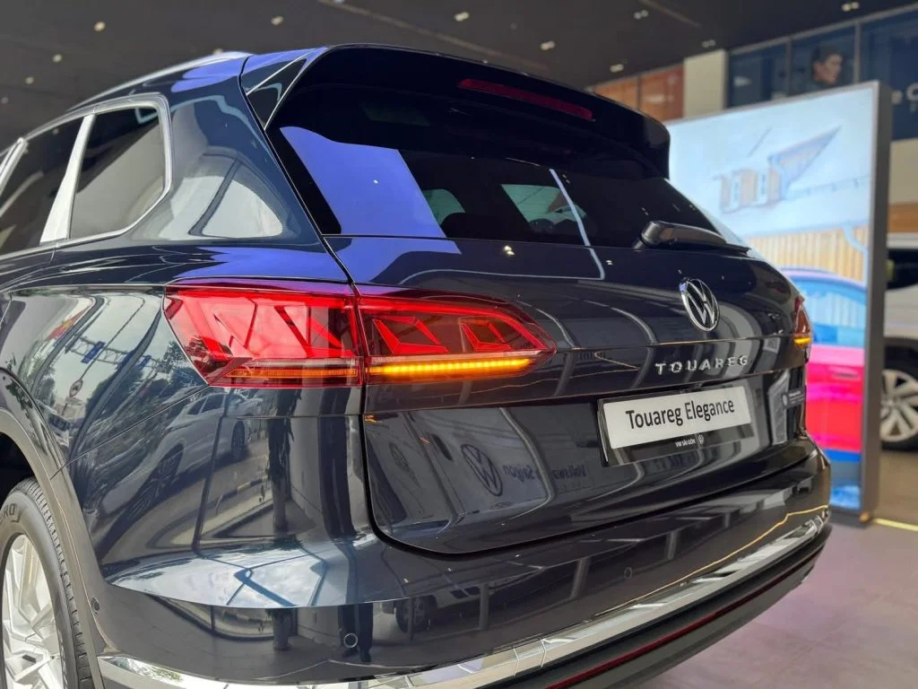 Volkswagen Touareg 2.6L - Hình 7 Volkswagen Touareg Elegance