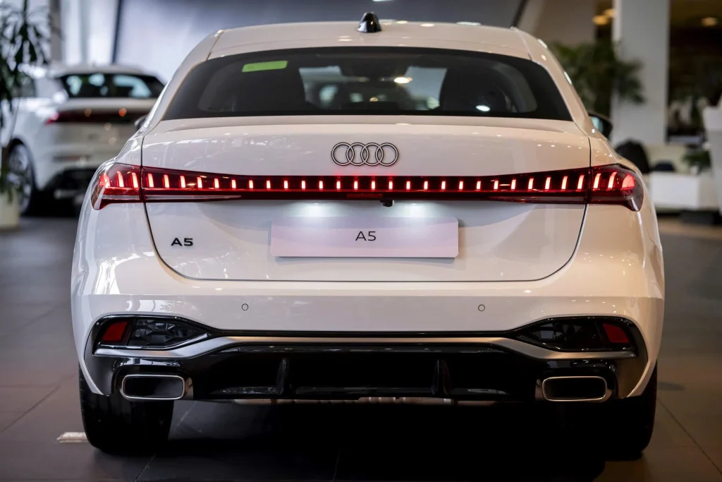 Audi A5 2026: Đánh Giá Chi Tiết và Toàn Diện